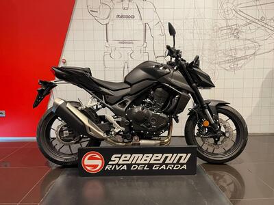 Honda CB 750 Hornet (2025) nuova