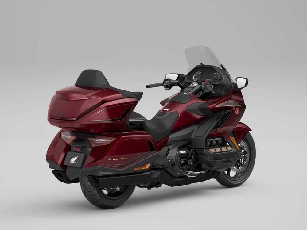 Honda GL 1800 Gold Wing Tour 50° Anniversario (2025) (9)