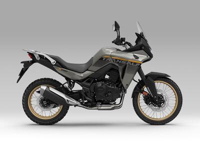 Honda Transalp XL750 (2025) nuova