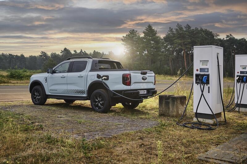 La nuova Ford Ranger, ora anche ricaricabile plug-in