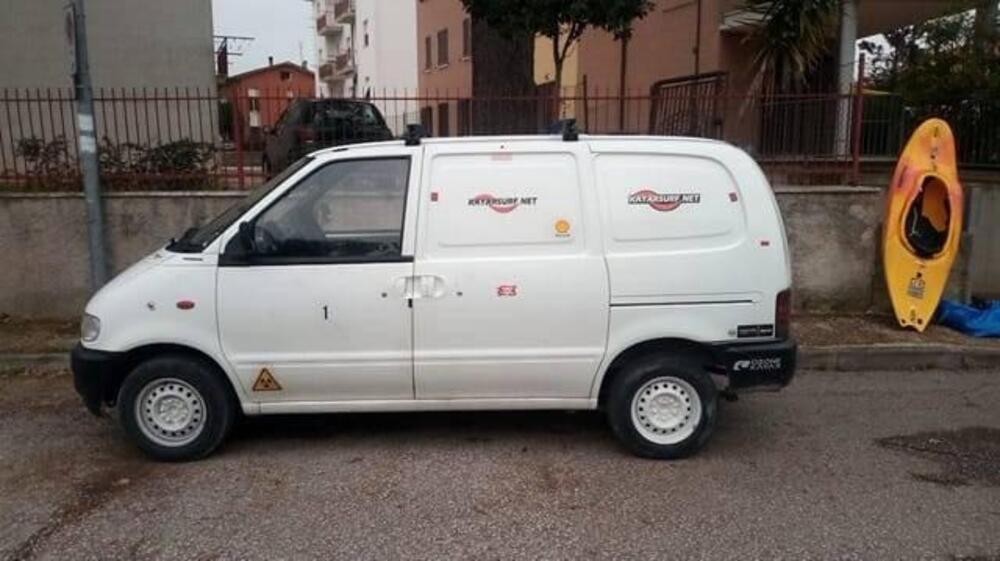 Nissan Vanette Furgone usata a Ancona