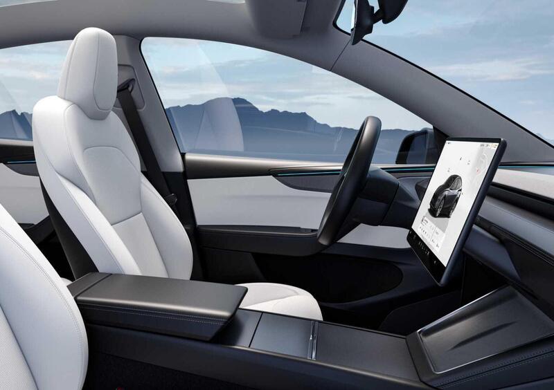 Tesla Model Y (2021-->>) (12)