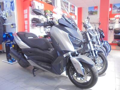 Yamaha X-Max 300 ABS (2017 - 20) usata