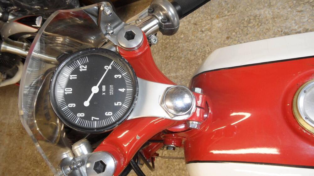 Moto Morini CORSARO 150 (4)