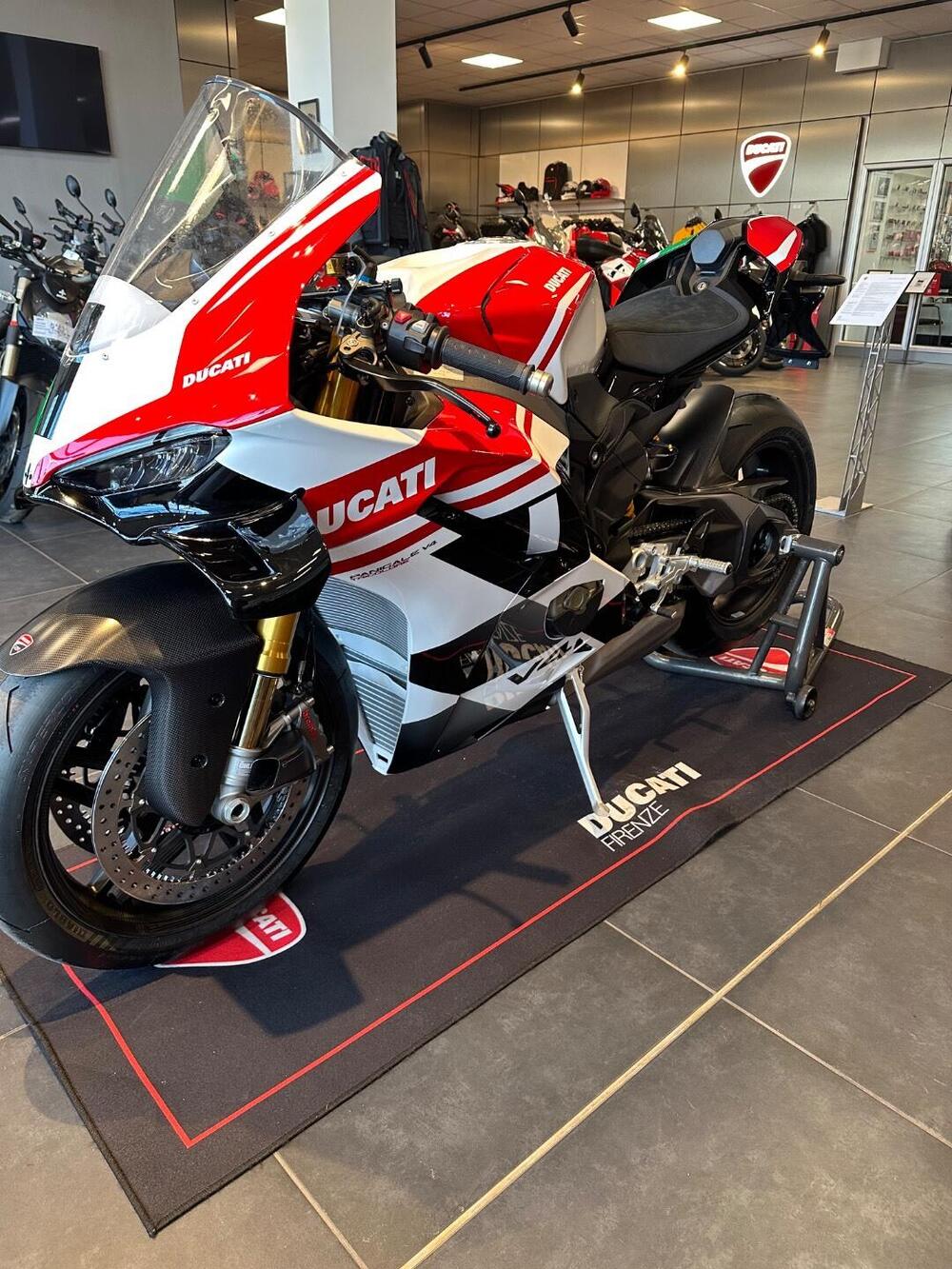 Ducati Panigale V4 S (2025) (3)