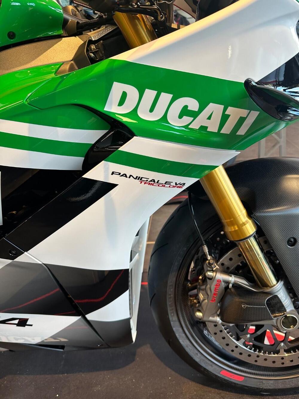 Ducati Panigale V4 S (2025) (10)