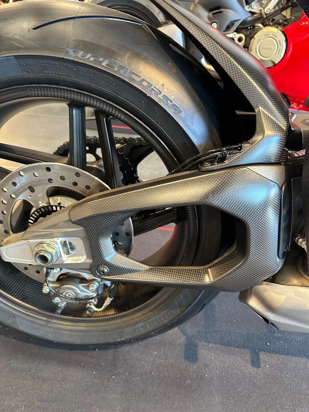 Ducati Panigale V4 S (2025) (12)