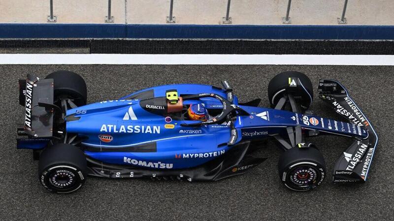 F1 2025. Test prestagionali Bahrain, Sainz al top davanti ad Hamilton e Leclerc: ecco come &egrave; andata la seconda giornata
