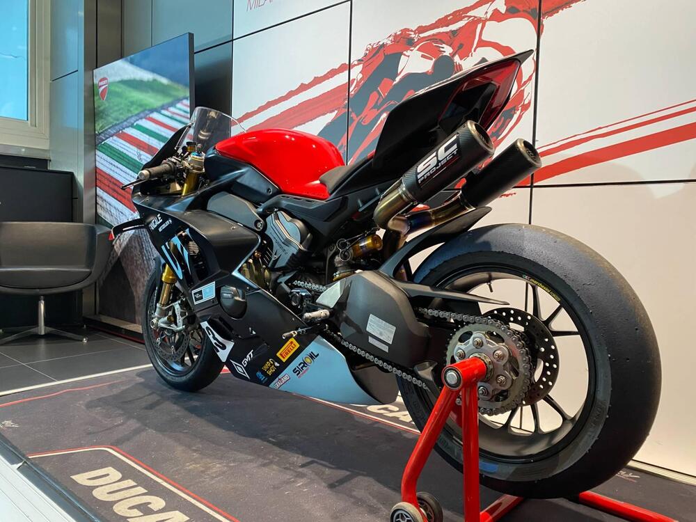 Ducati Panigale V4 S 1100 (2021) (8)