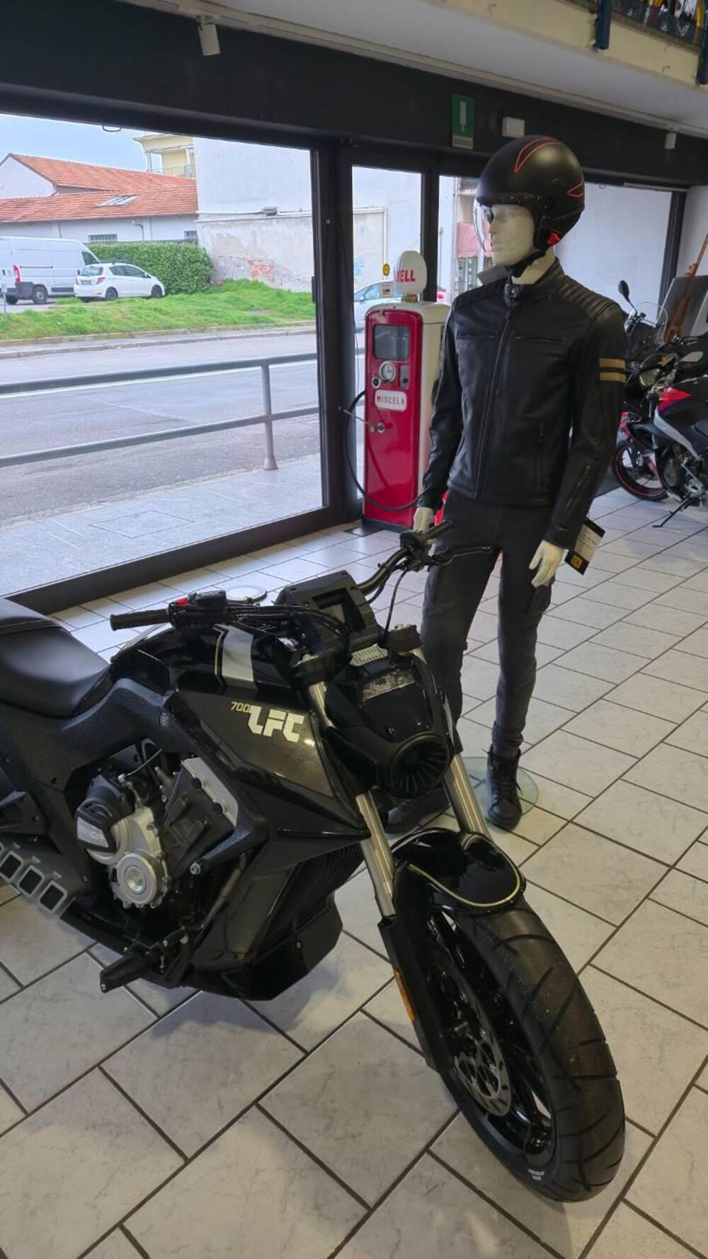 Benda Motorcycles LFC 700 (2024 - 25) (2)