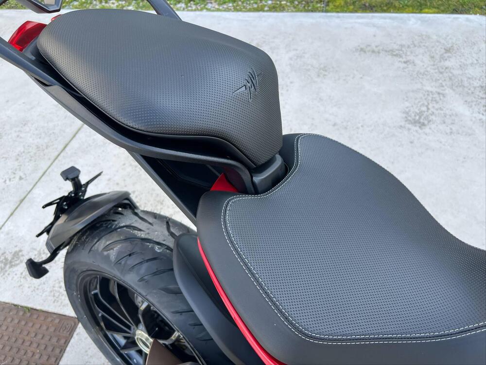 MV Agusta Turismo Veloce 800 R (2023 - 25) (3)
