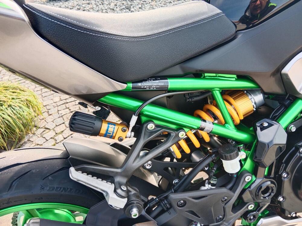 Kawasaki Z 900 SE (2025 - 26) (5)