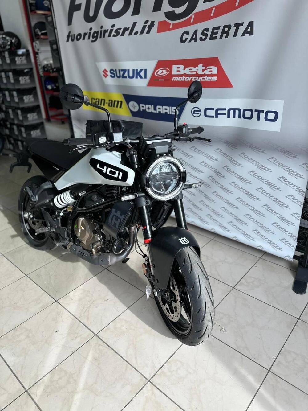 Husqvarna Vitpilen 401 (2024 - 25) (3)