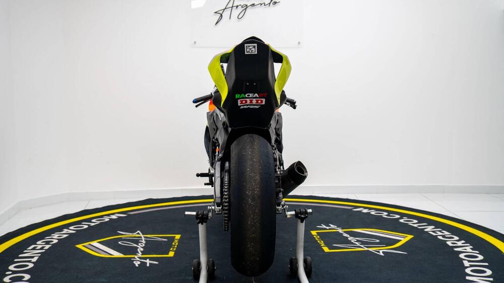 Yamaha YZF R6 (2006 - 07) (7)