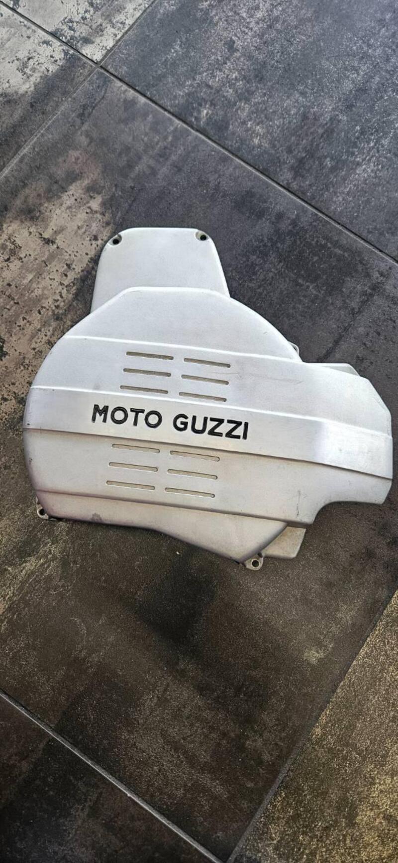 CARTER VOLANO MOTO GUZZI NUOVO FALCONE 10.00.02.01