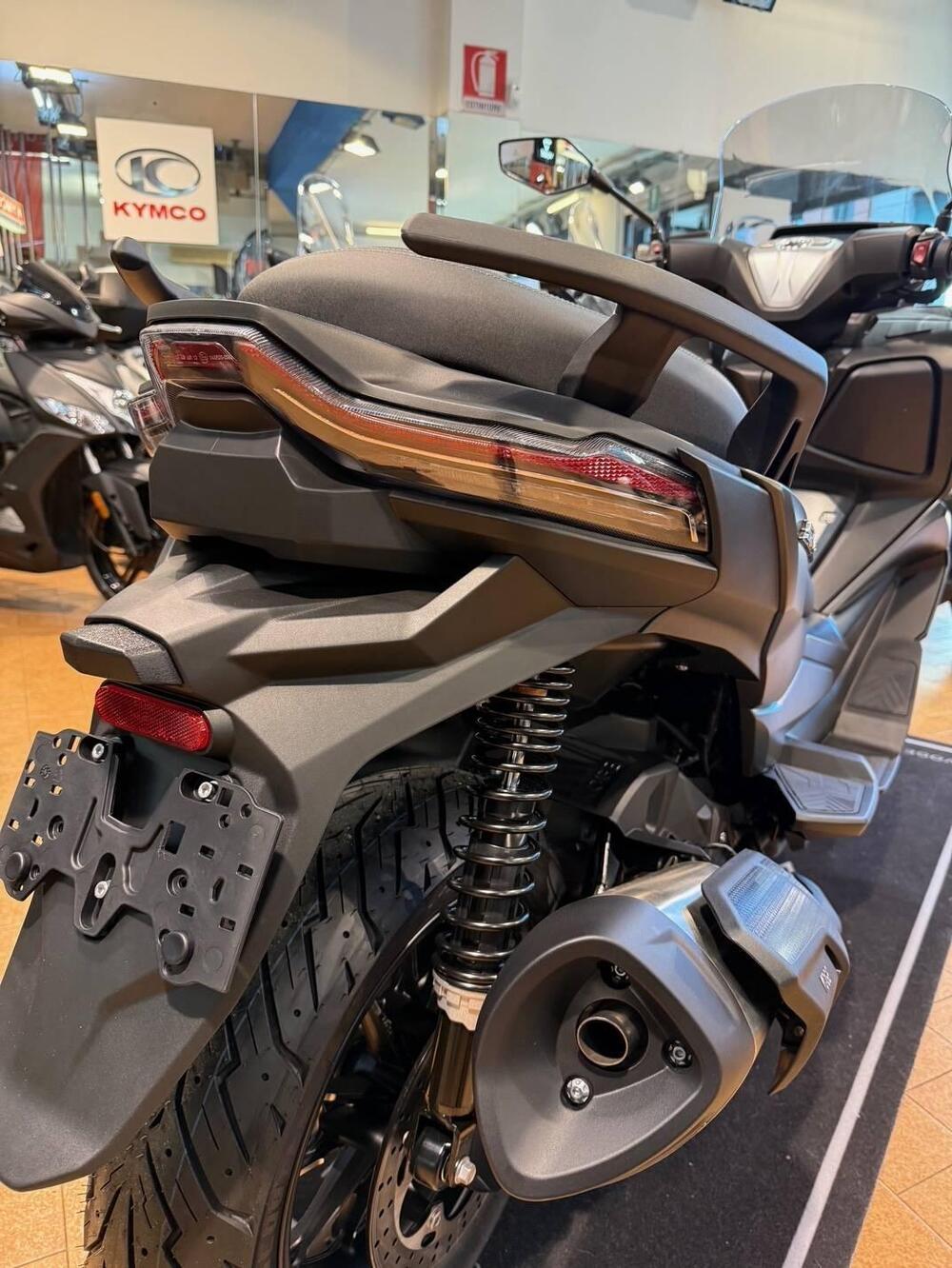 Voge Sfida SR4 MAX (2024 - 25) (10)