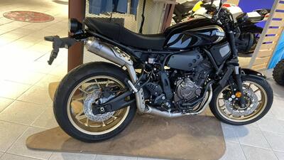 Yamaha XSR 700 Legacy (2023 - 25) nuova