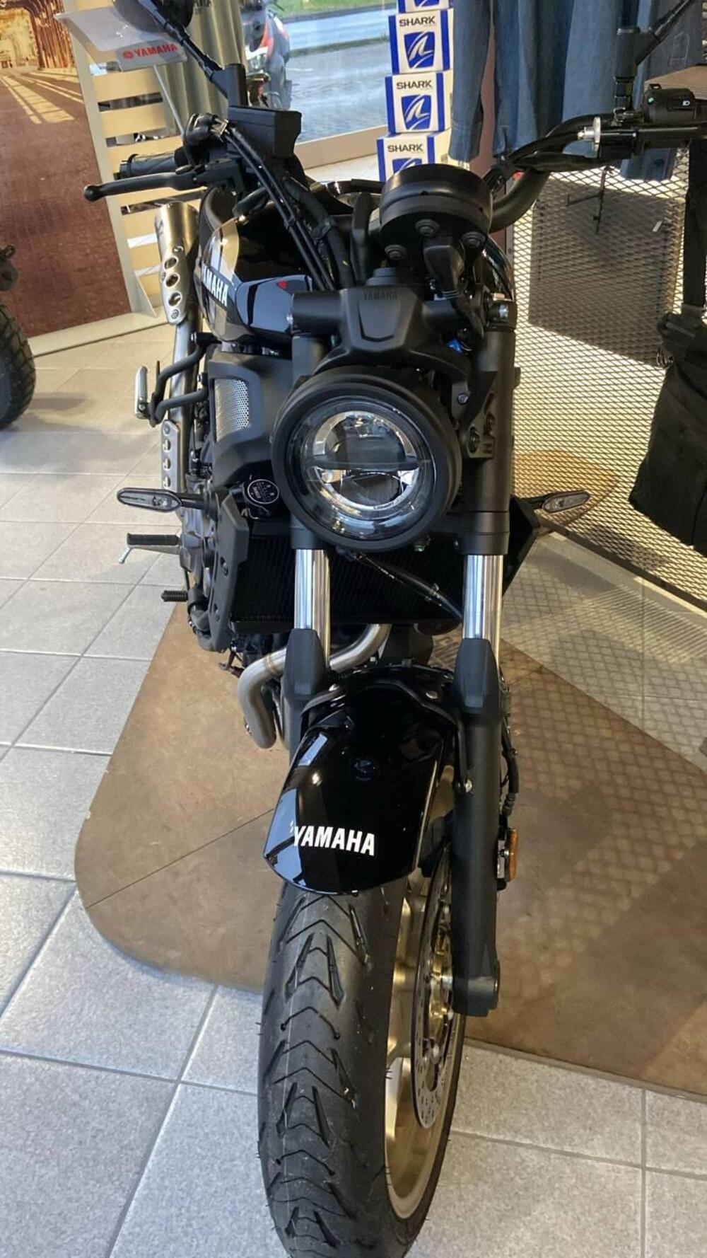 Yamaha XSR 700 Legacy (2023 - 26) (2)