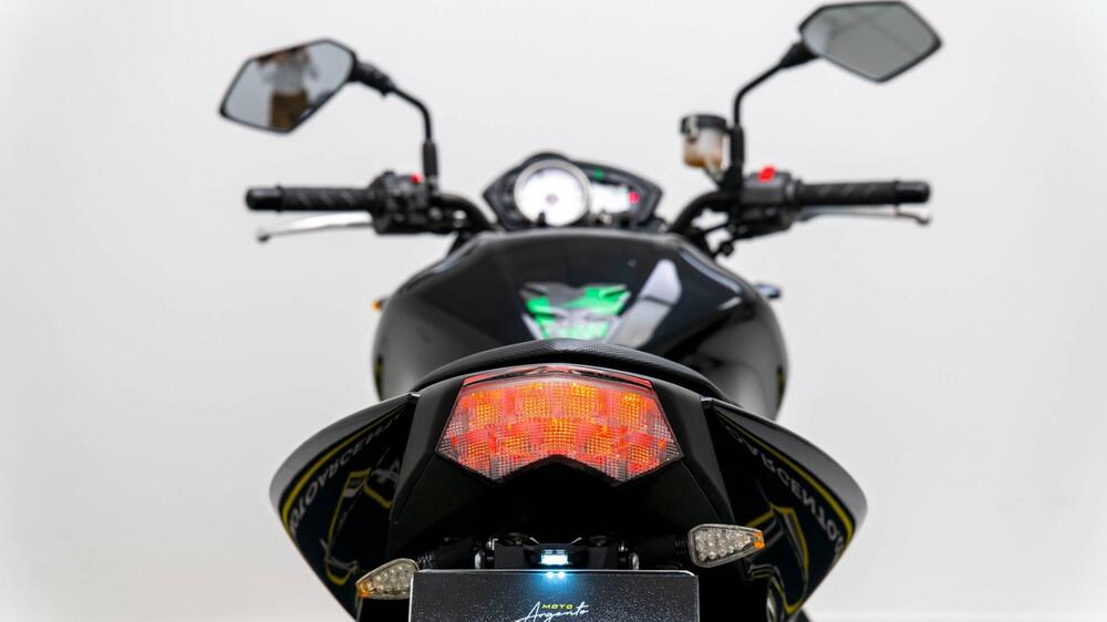 Kawasaki Z 750 (2007 - 14) (19)