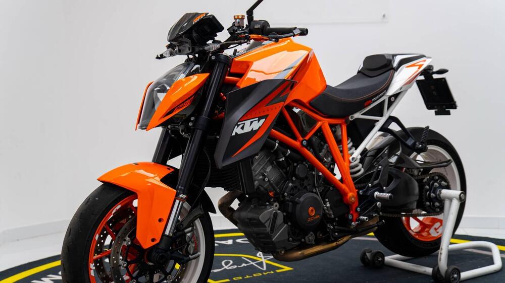 KTM 1290 Super Duke R ABS (2014 - 16) (3)