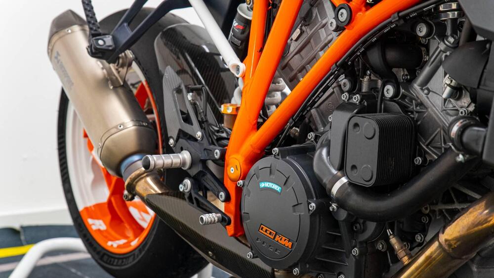 KTM 1290 Super Duke R ABS (2014 - 16) (13)