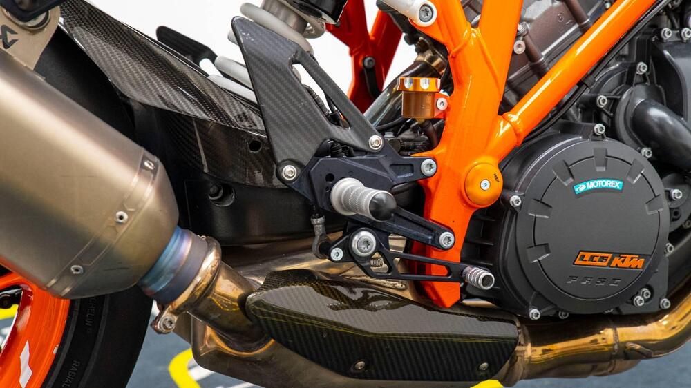 KTM 1290 Super Duke R ABS (2014 - 16) (17)