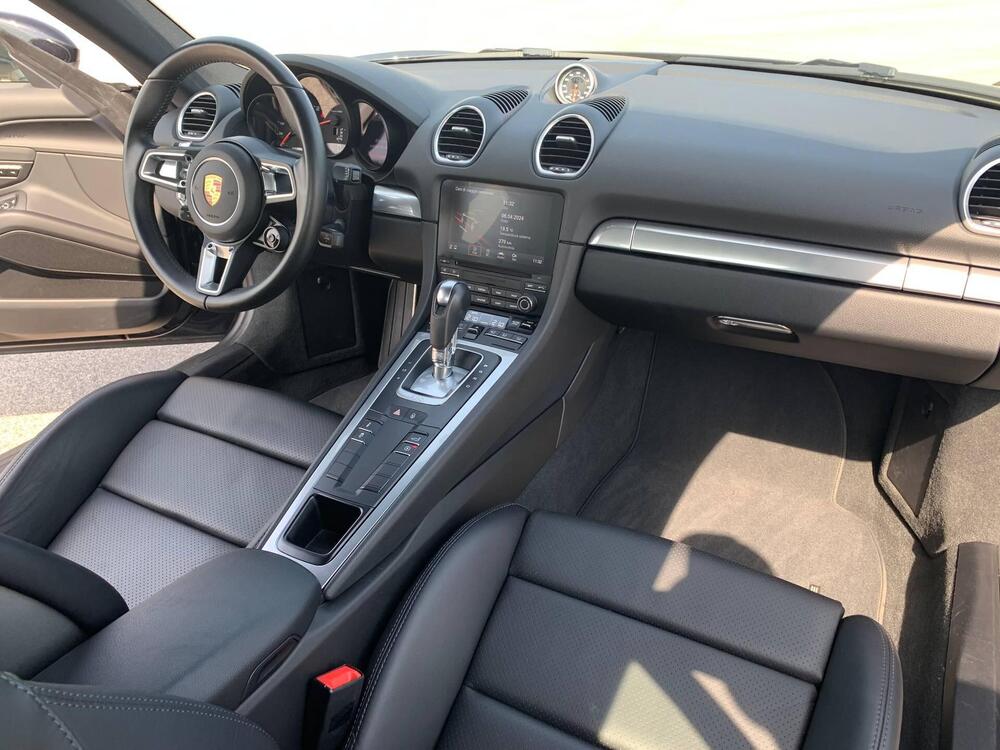 Porsche 718 Cayman  usata a Palermo (5)