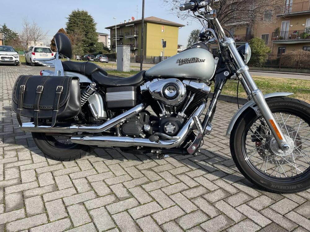Harley-Davidson 1584 Street Bob (2008 - 15) - FXDB (4)