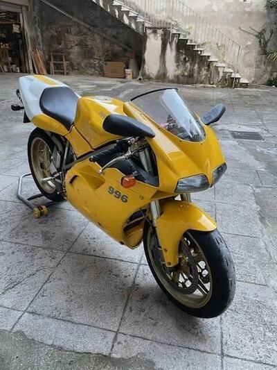 Ducati 996 Biposto (1998 - 01) usata