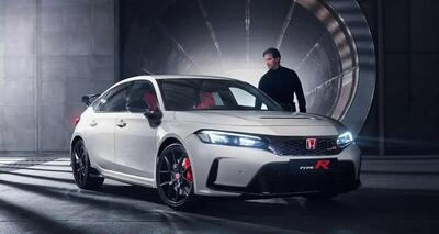 Honda Civic Type R: richiamo per il grasso nello sterzo, altri modelli coinvolti