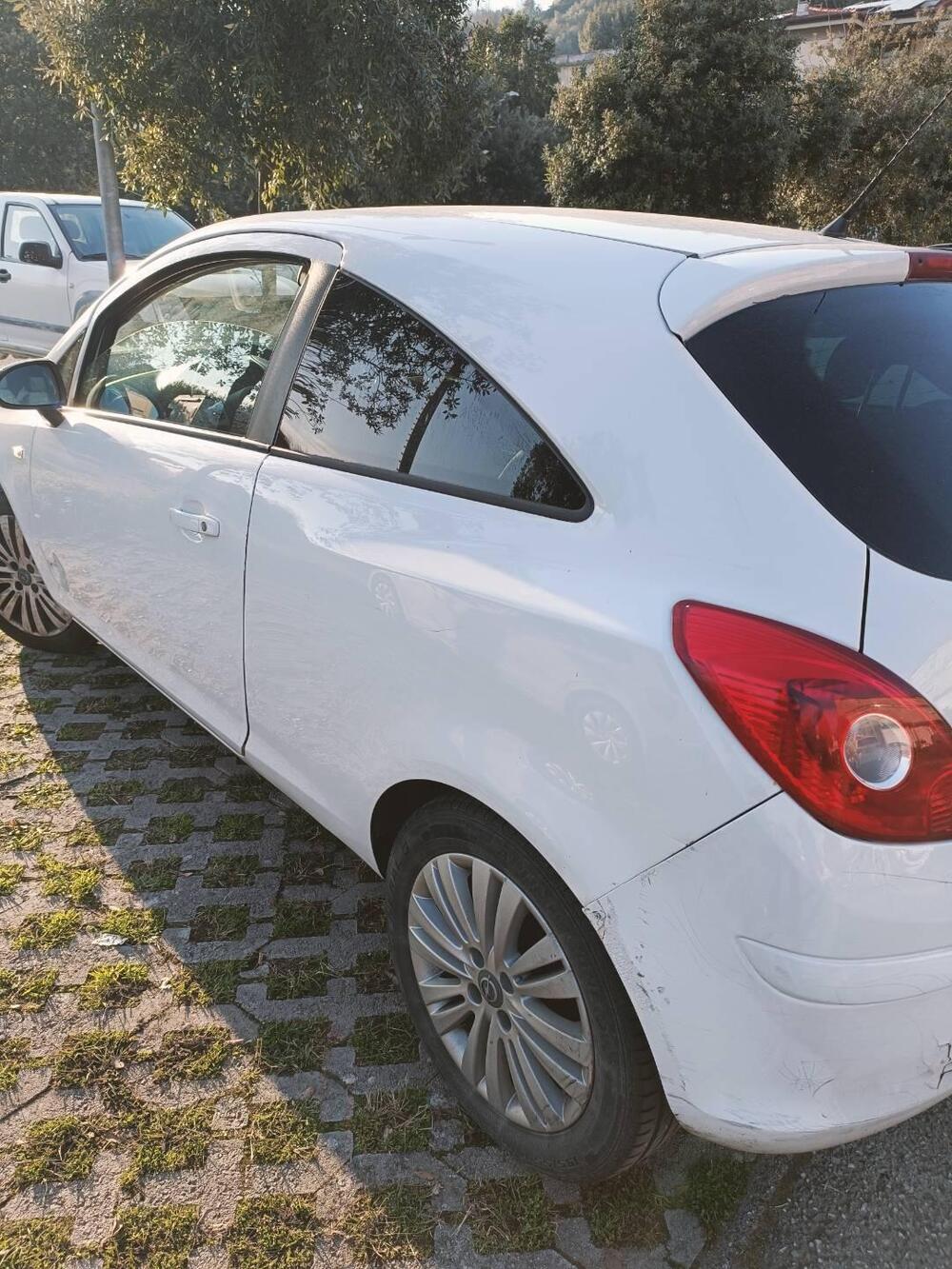 Opel Corsa usata a Pisa (3)