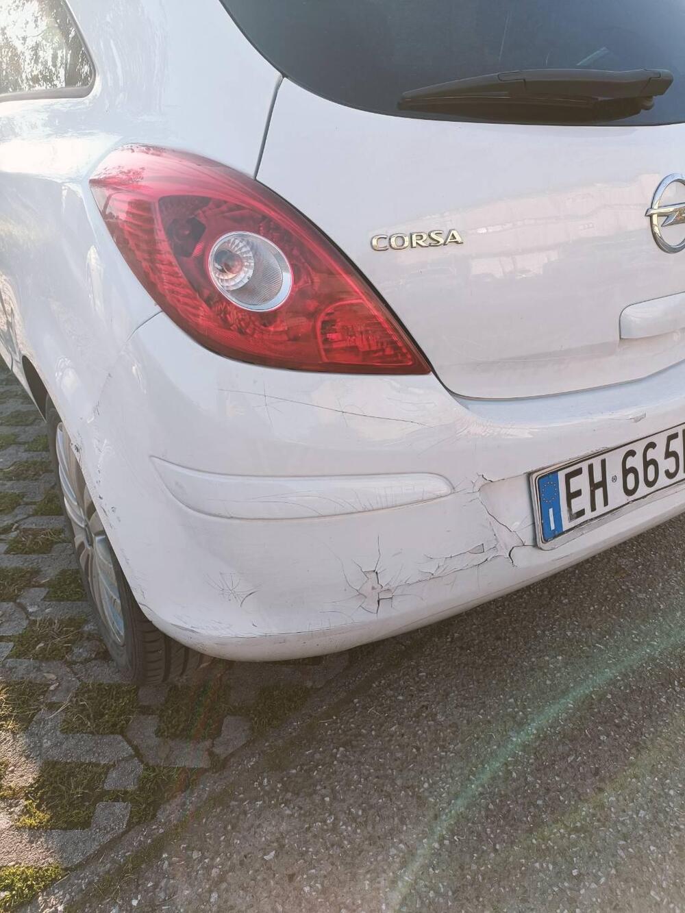 Opel Corsa usata a Pisa (17)