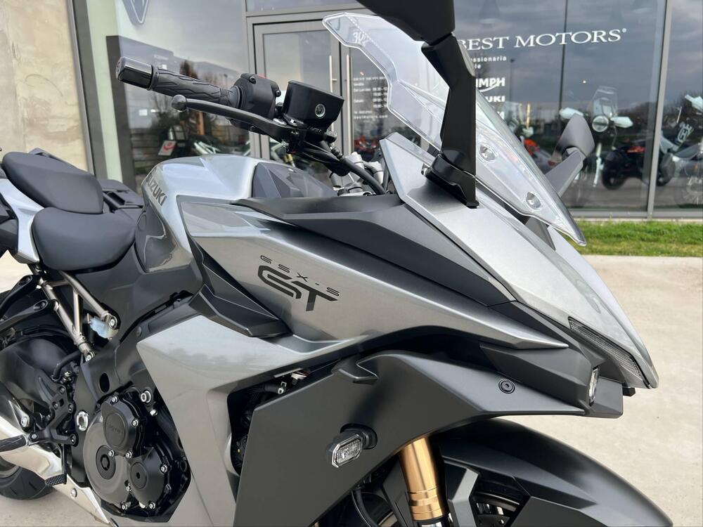 Suzuki GSX-S1000GT (2025 - 26) (3)