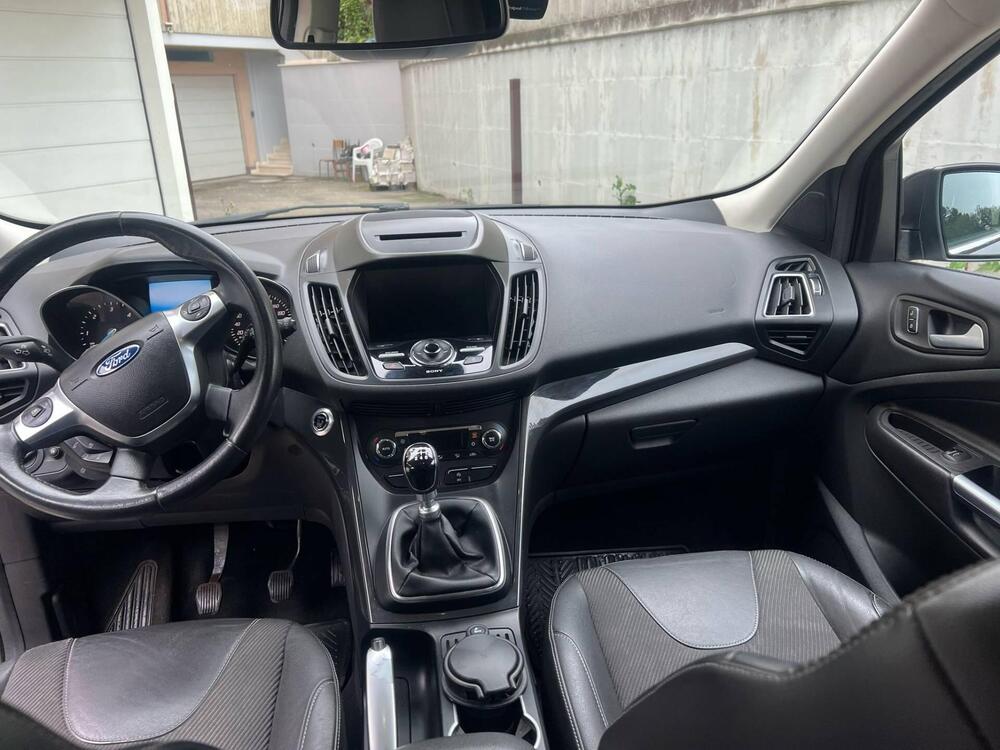 Ford Kuga usata a Pescara (8)