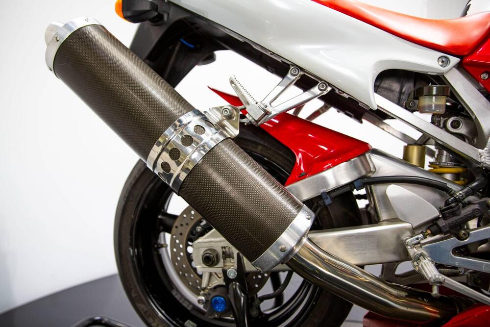 Yamaha YZF R1 (1998 - 99) (14)