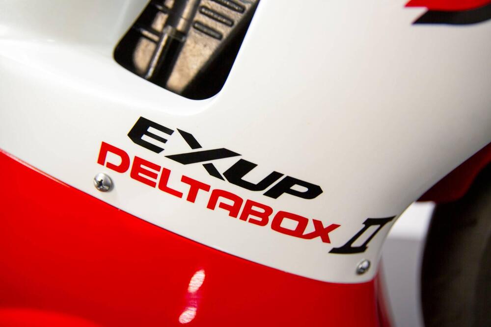 Yamaha YZF R1 (1998 - 99) (17)