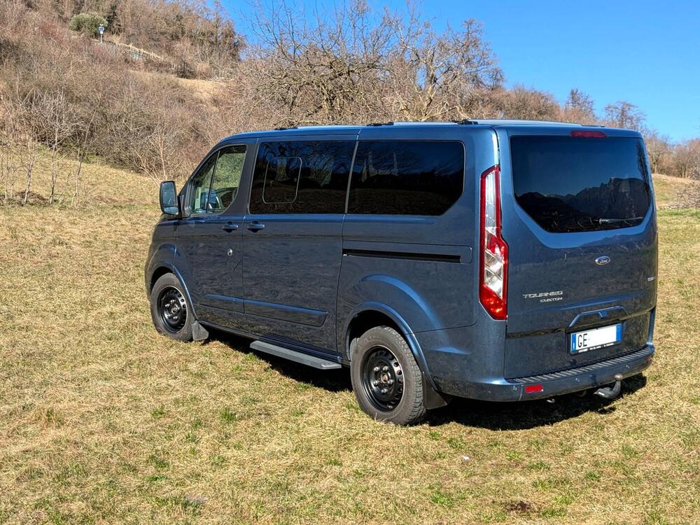 Ford Tourneo Custom usata a Trento (5)