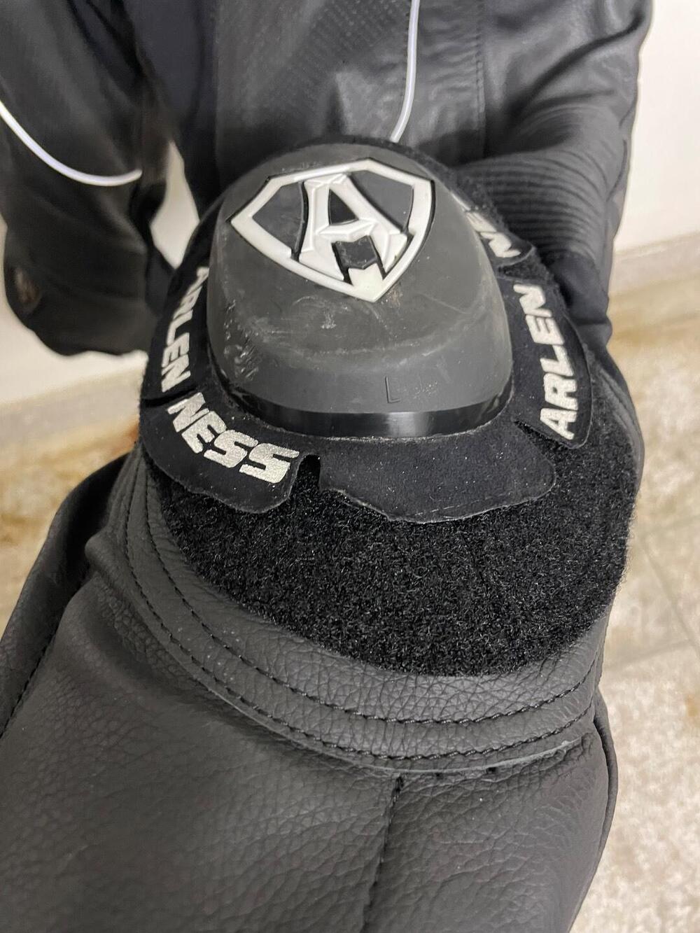 Tuta in pelle tg. 54 Arlen Ness (7)