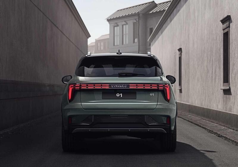 Lynk & Co 01 (2021-->>) (4)
