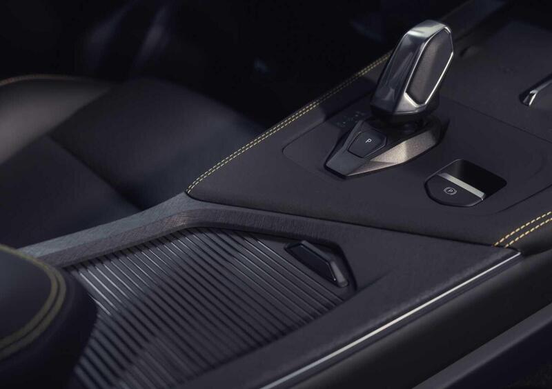 Lynk & Co 01 (2021-->>) (8)