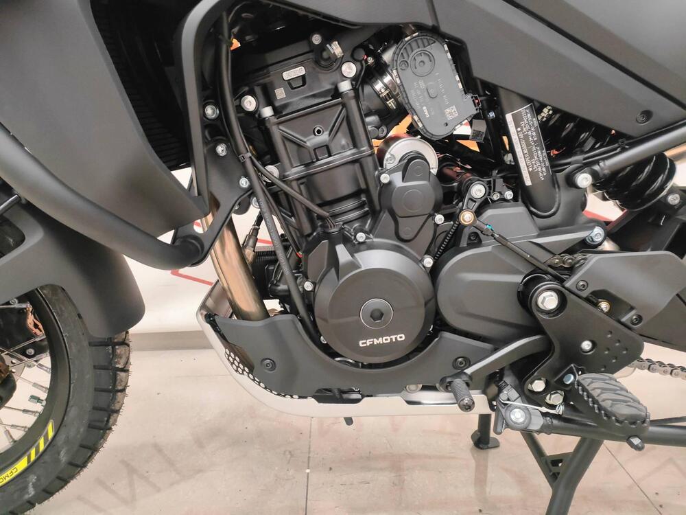 CFMOTO 800MT Explore (2023 - 25) (5)