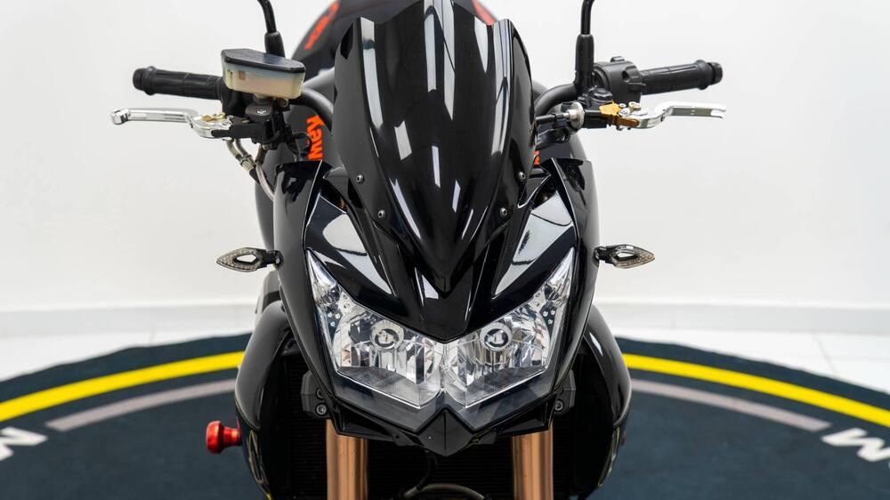 Kawasaki Z 750 R (2011 - 14) (10)