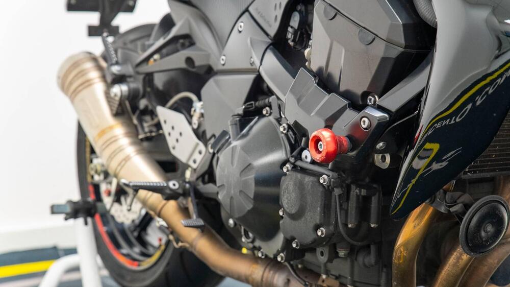 Kawasaki Z 750 R (2011 - 14) (13)