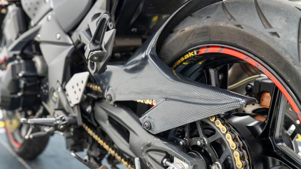 Kawasaki Z 750 R (2011 - 14) (16)