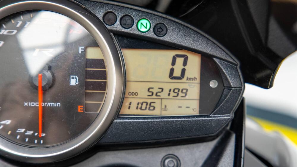 Kawasaki Z 750 R (2011 - 14) (18)