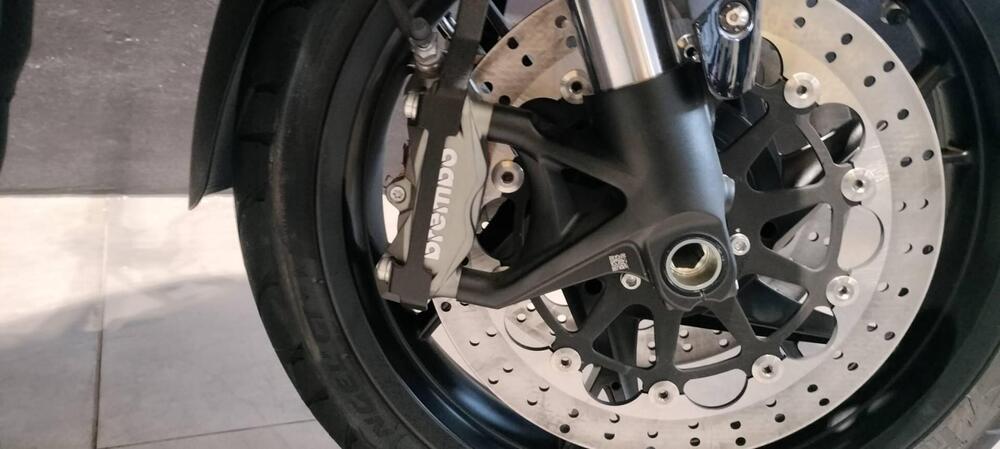 Benelli 752 S (2022 - 25) (9)