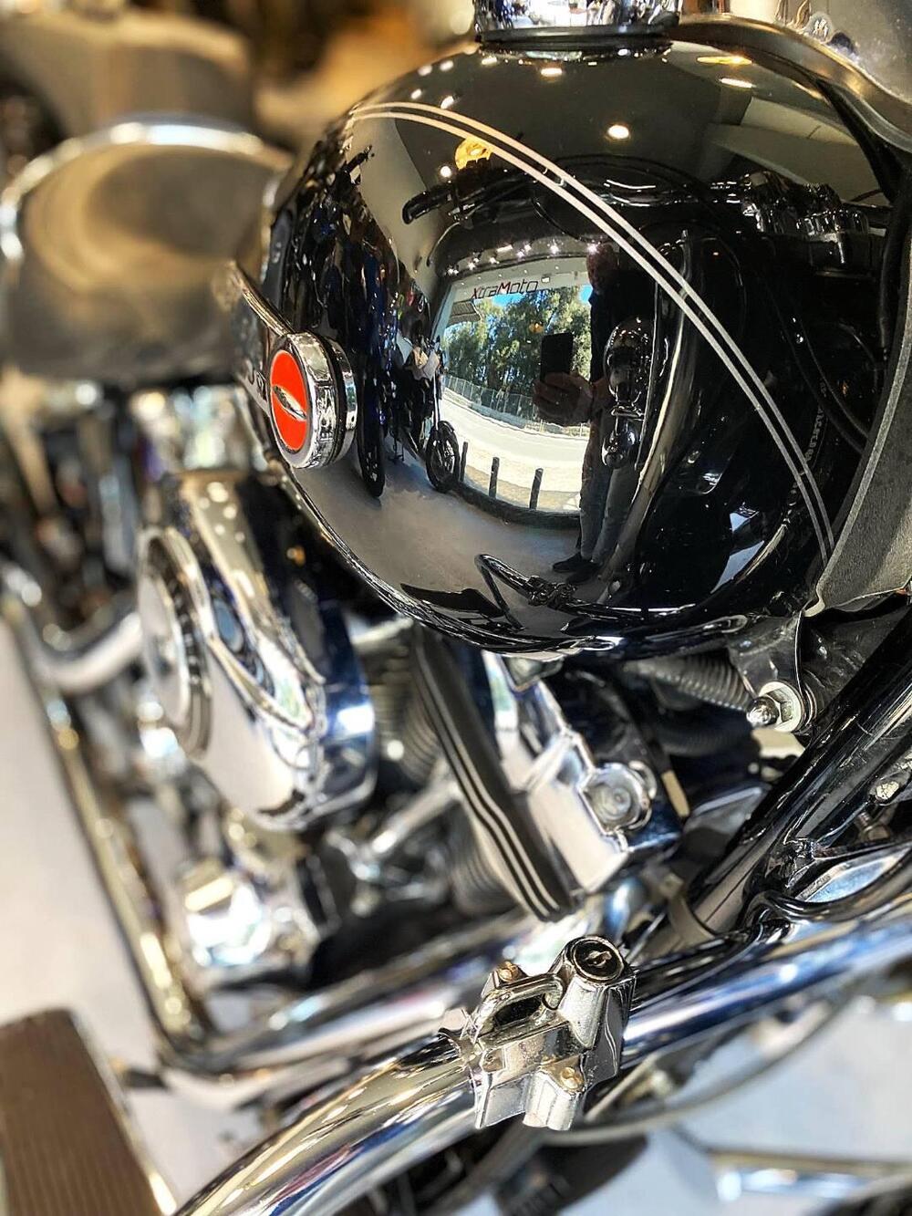 Harley-Davidson 1690 Deluxe ABS (2011 - 16) - FLSTN (7)