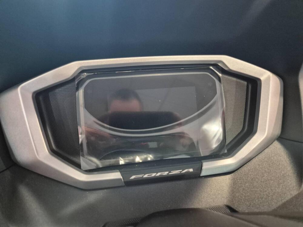 Honda Forza 350 (2025) (2)