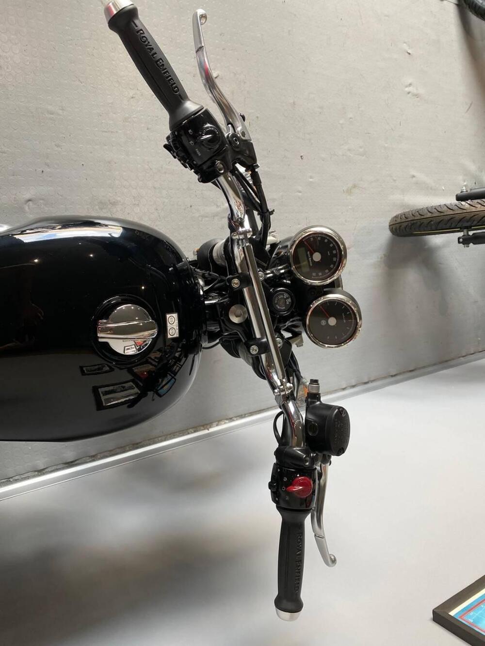 Royal Enfield Interceptor 650 (2021 - 26) (4)