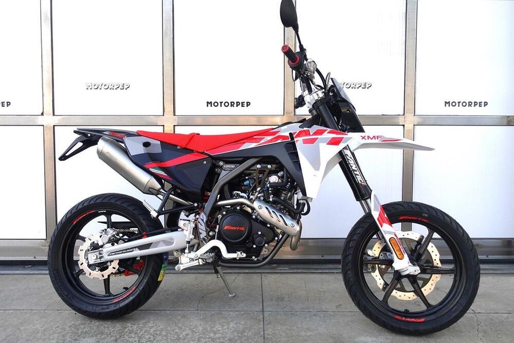 Fantic Motor XMF 125 Performance (2025) (3)
